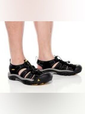 KEEN Men's Newport H2 Sandals Size 9.5